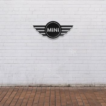 Décoration murale en métal -  Logo Mini